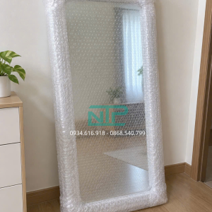 Hình ảnh xốp bóng khí bọc gương.