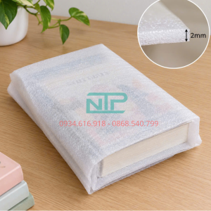 Màng pe foam 2mm gói sách của shop online