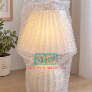 Hình ảnh minh hoạ xốp hơi gói đèn trang trí